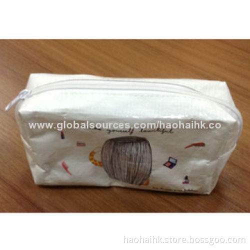 Cosmetic Bag with Functions of Water, Production of Raw Material